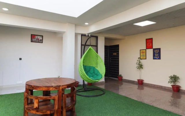 Hotel Maharaja Gold by OYO Rooms