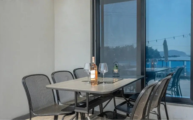 Changwon Healingtime Poolvilla Pension