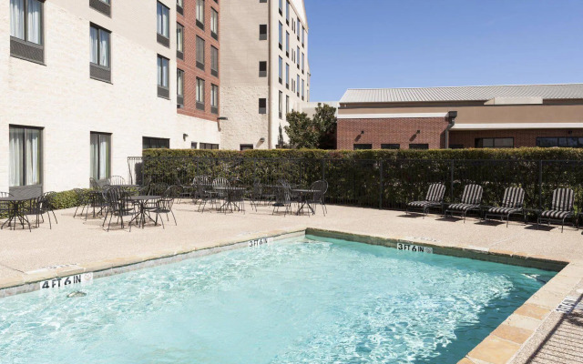 Hilton Garden Inn Dallas/Duncanville