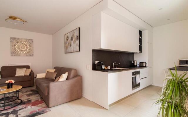 Magic Central Suites - Free Parking & Self Check-in