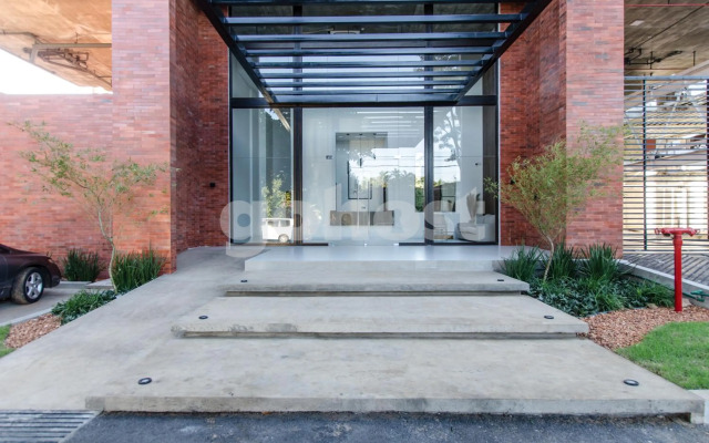 Apartamento de cabaña rústica con cama King 1D009