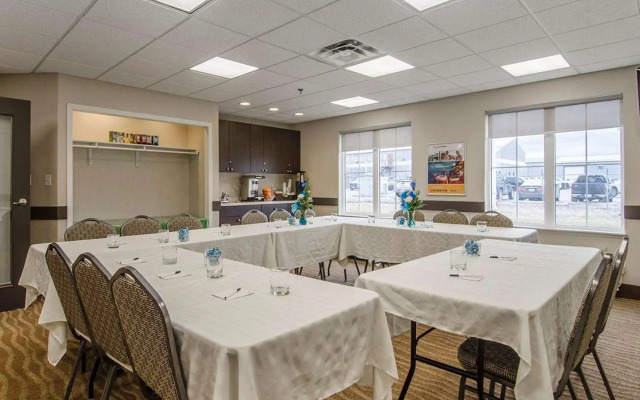 Suburban Extended Stay Hotel Estevan