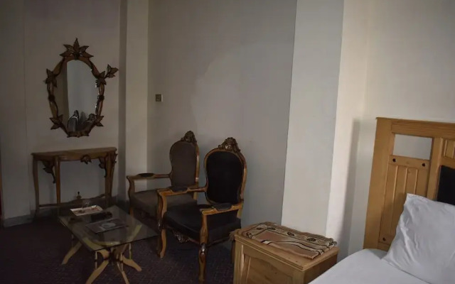 Hotel Royal Lodge