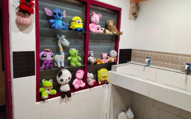 Adchara Mansion - Hostel