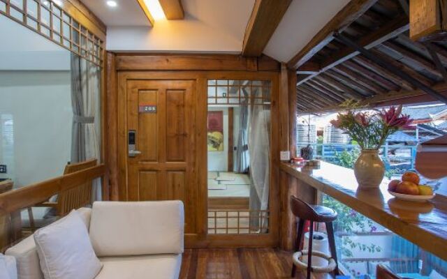 Lijiang Tianzi Garden Inn