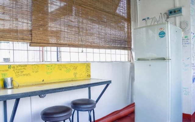 Elephant Shed Tourist Hostel