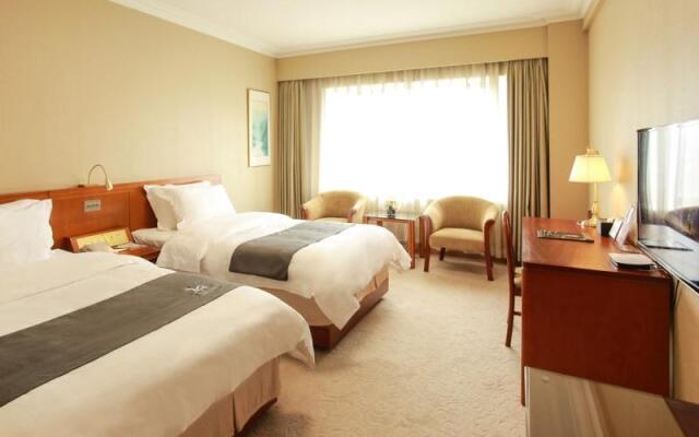 GreenTree Eastern Shanghai Changning Hongqiao Airport LongBai Hotel