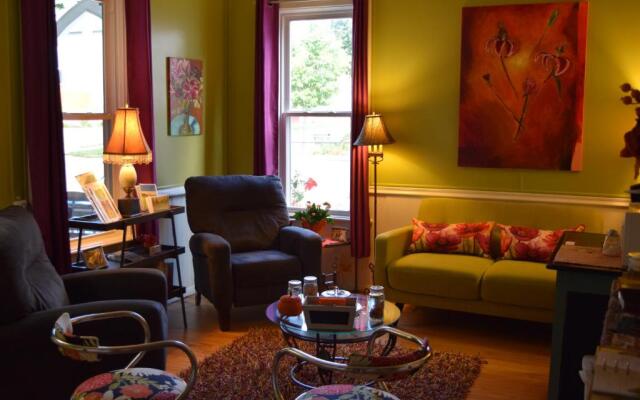 The Muse Gallery Guesthouse