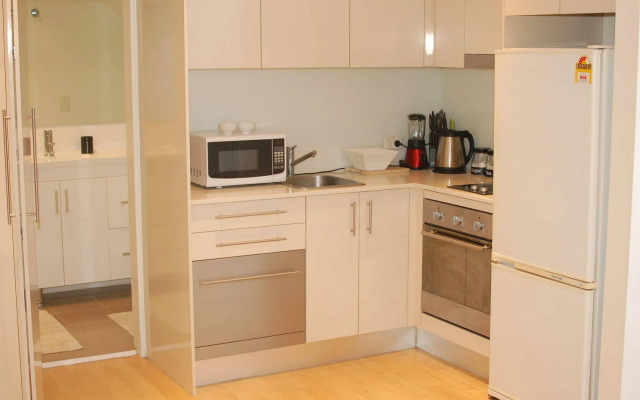 Darling Harbour Apartment