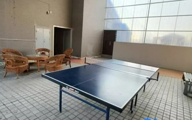 Fengqi Business Hotel