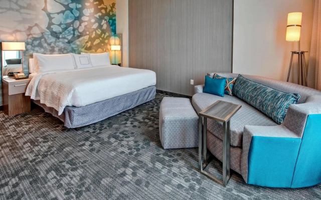 Courtyard by Marriott Kansas City Downtown/Convention Center