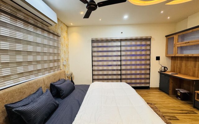 HomeEscape Luxe 2BHK Penthouse Near LIG