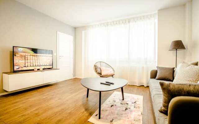Central apartments by Kovee