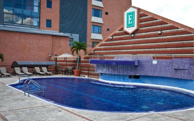 Embassy Suites By Hilton Valencia-Downtown