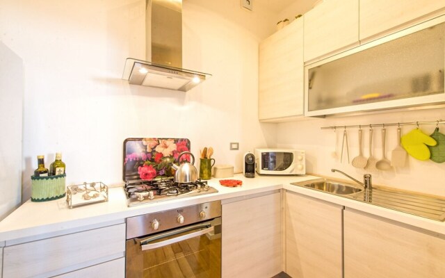 Charming Apartment in the City Center by Wonderful Italy