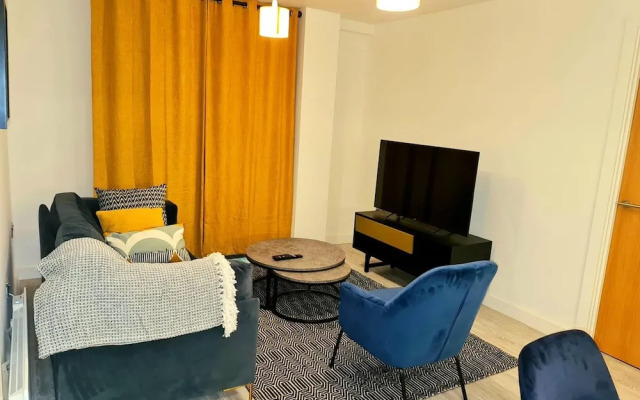 Exquisite, Cosy 2-bed Apartment in Salford