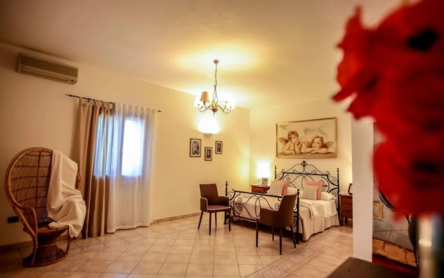 Esclusiva Villa a Ostuni con Piscina 1km dal Mare