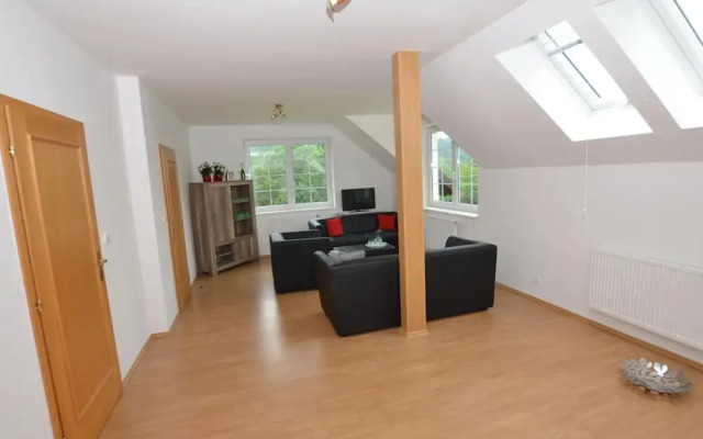 Tasteful Villa in Zernov With Private Pool