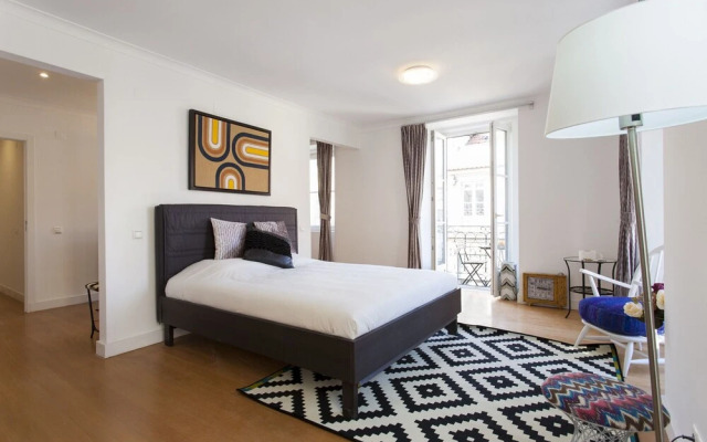 Santa Justa Suite by Homing