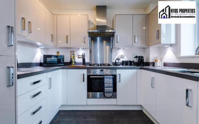 ✪3 Bed House✪Manchester✪MONTHLY STAY✪PARKING✪WIFI✪