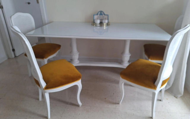 Rosalia 5 Estrellas - Garaje Free