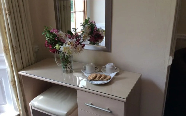 Aberllynfi Riverside Guesthouse