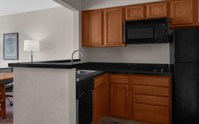 Larkspur Landing Extended Stay Suites Renton