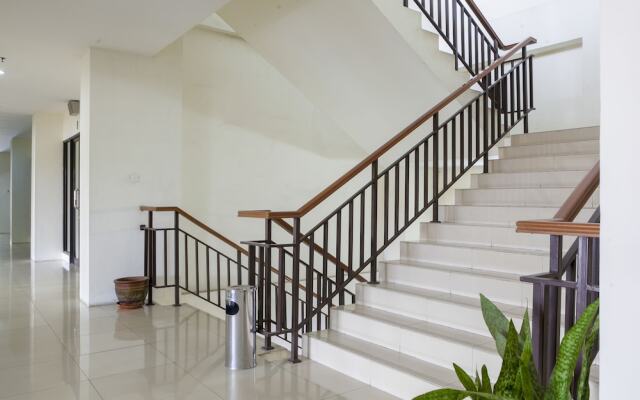 RedDoorz Apartment @ Tamansari Panoramic Soekarno