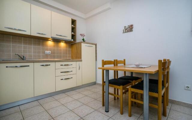 Apartment Pirun