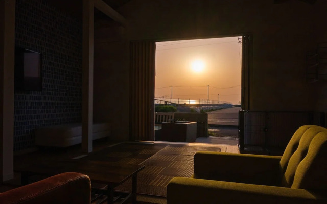 Rush Awaji Guppy - Seaside Holiday Home