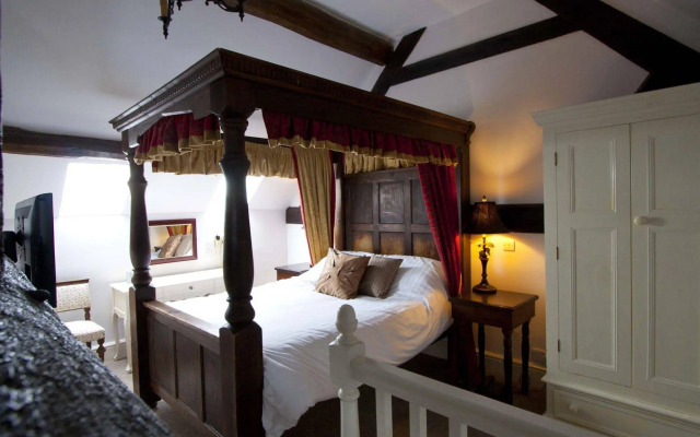 OYO Blenheim House