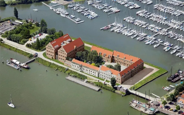 Hotel Oostereiland - Gevangenis Hotel