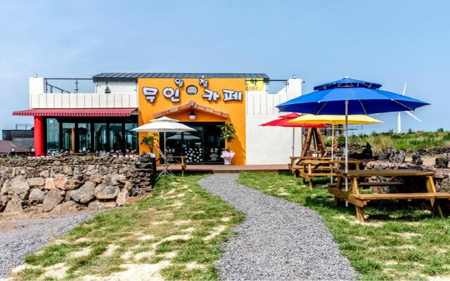 Jeju Woljeongri Pungcha Pension