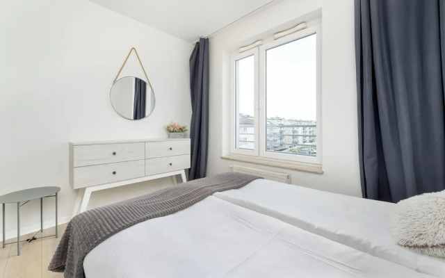 Amazing Apartment for 6 by Renters