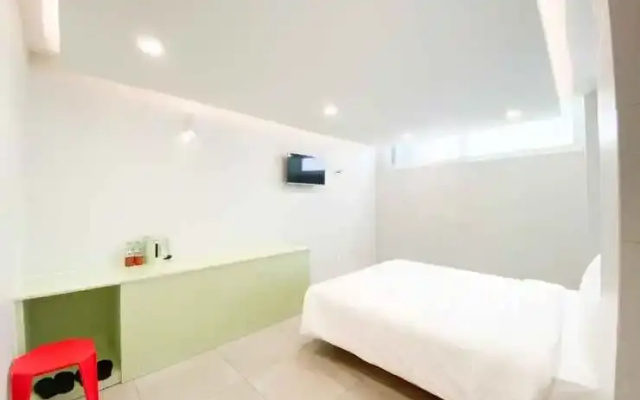 Raon THT Hotel - STAY 24H