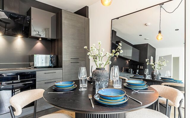 Stylish and Sleek East London Retreat