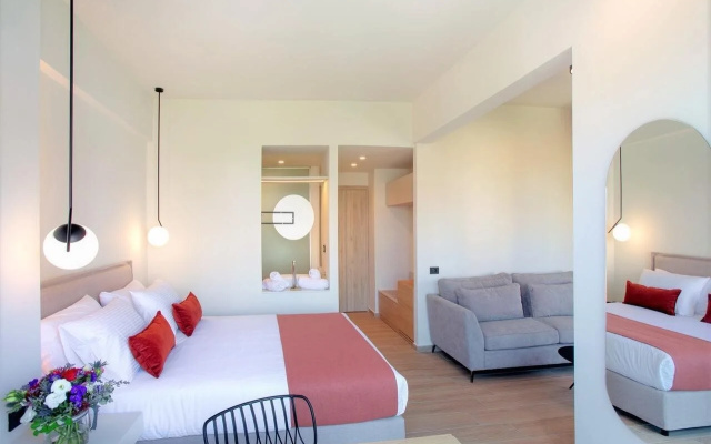 The City Hotel & Suites