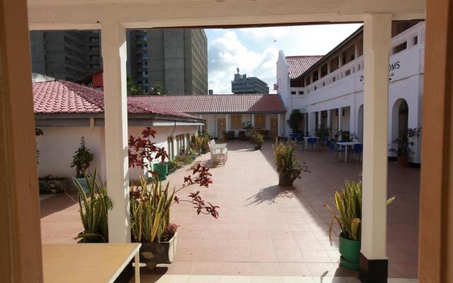 New Palm Tree Hotel