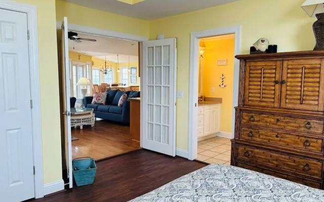 Inn Between 6 Bedroom Home by RedAwning