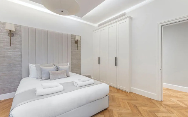 Wimpole Mews - 4 Bedroom Apartment
