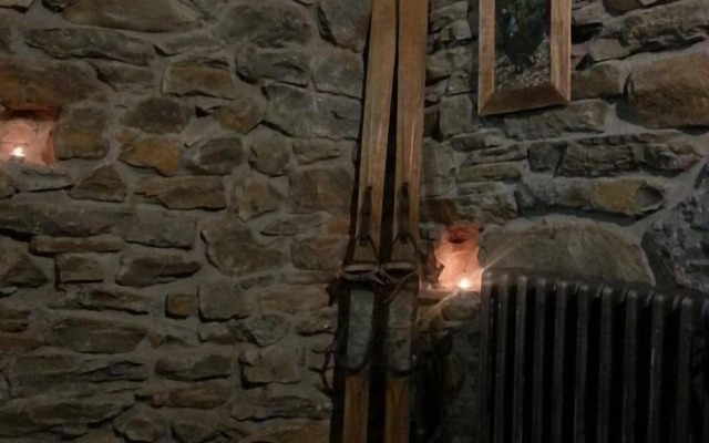 Hostal de Montaña La Aldeya