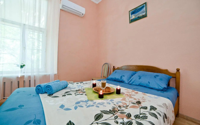 Апартаменты на улице Коммунаров 3