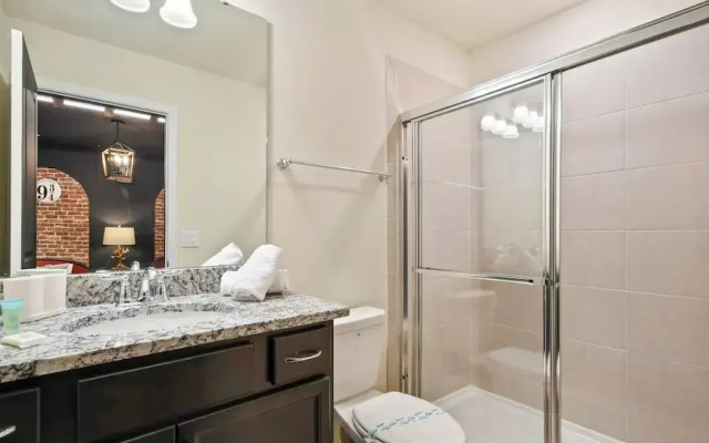 Fancy Game Theater 10br Villa W/pool/spa Disney