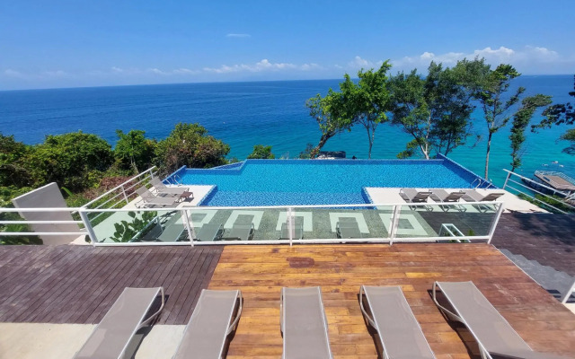 Alunan Resort