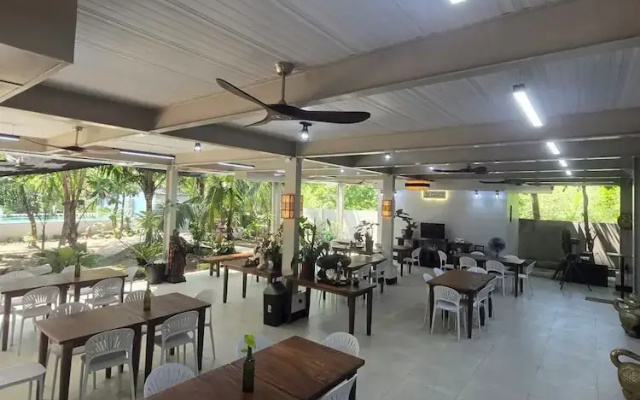 Kawan Beach House and Sanctuary