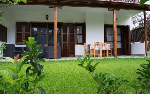 "The red kitchen" family house at kalyves