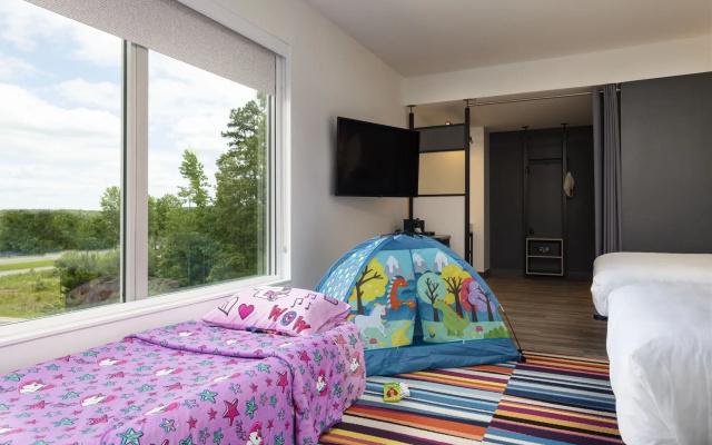 Aloft Omaha Aksarben Village