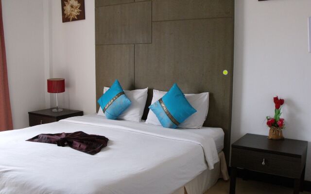 BGW Phuket - Hostel