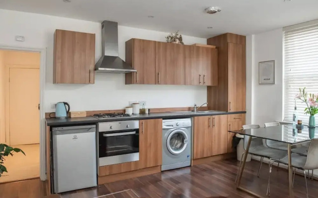 Modern 1 Bedroom Apartment in Fulham