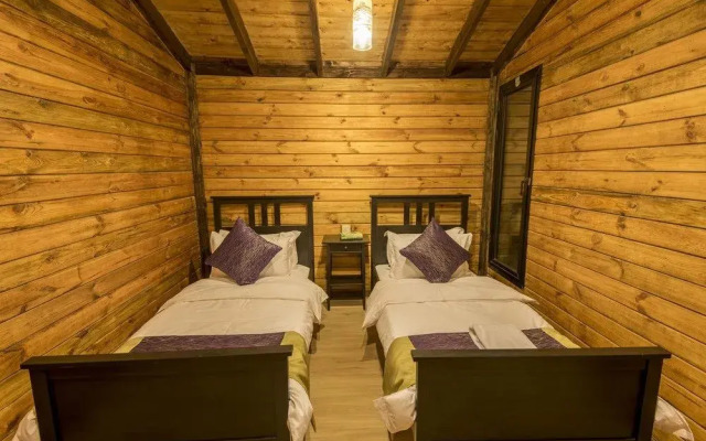 Antola Resort Thomama